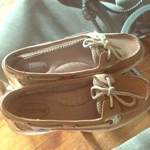 Sperry slip on shoe